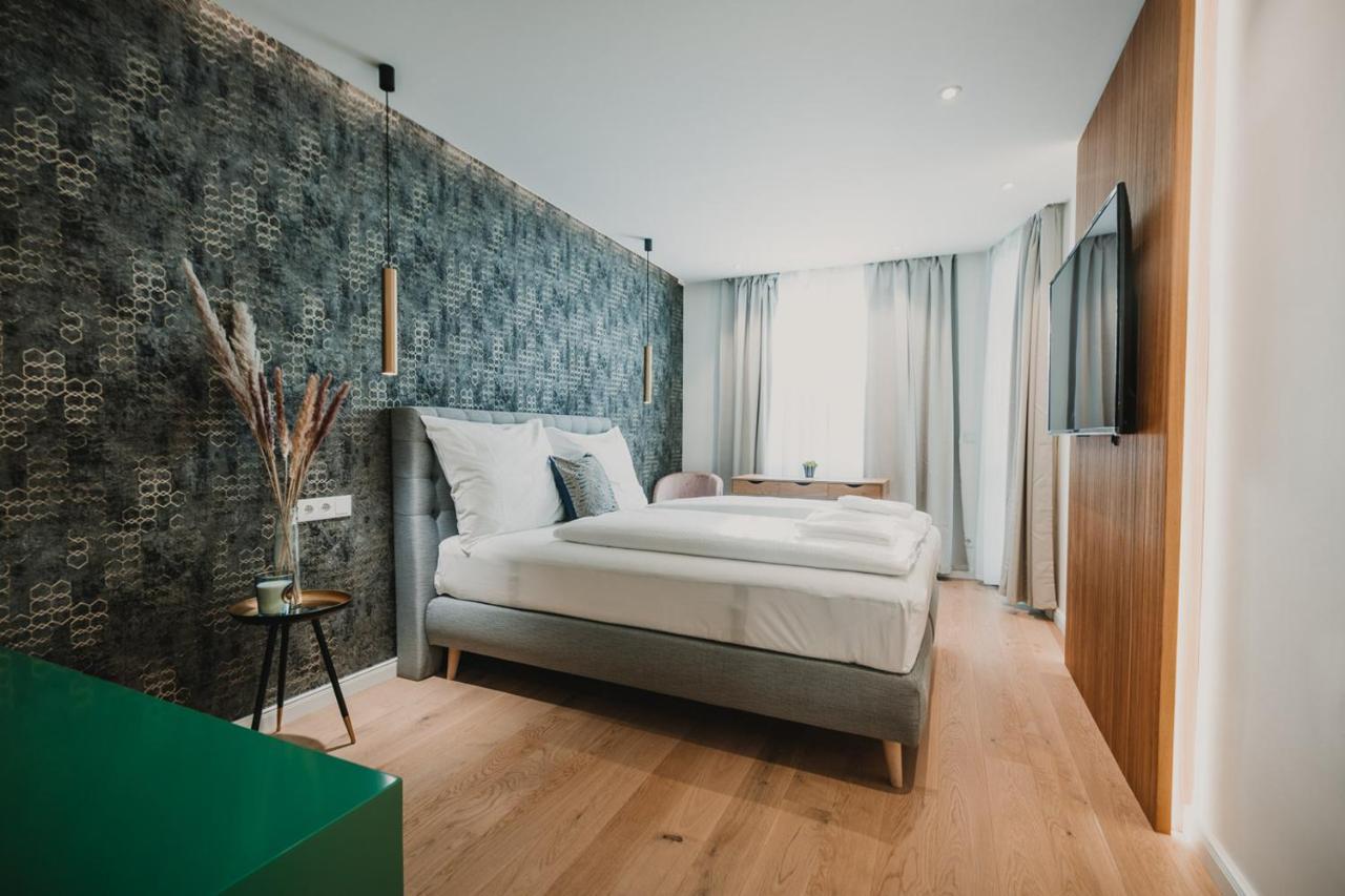 Zeus Design Prater Apartament *